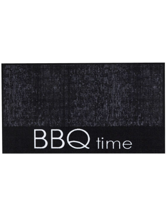 tapis pour protéger des projections de braise. Le temps du BBQ.