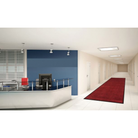 tapis d'entrée rouge