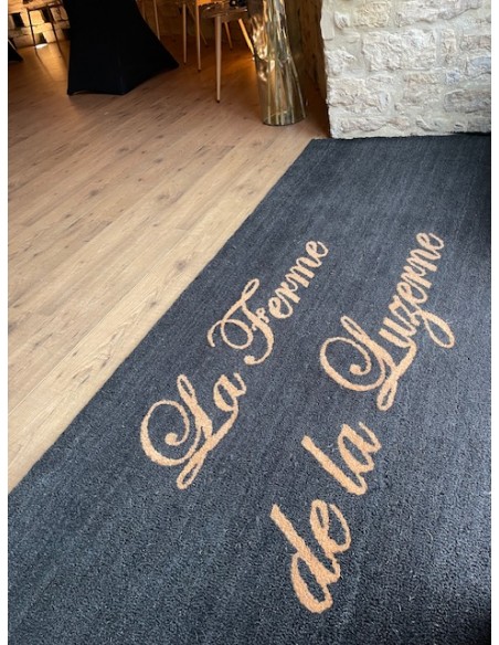 tapis Brosse COCO avec Logo / Design